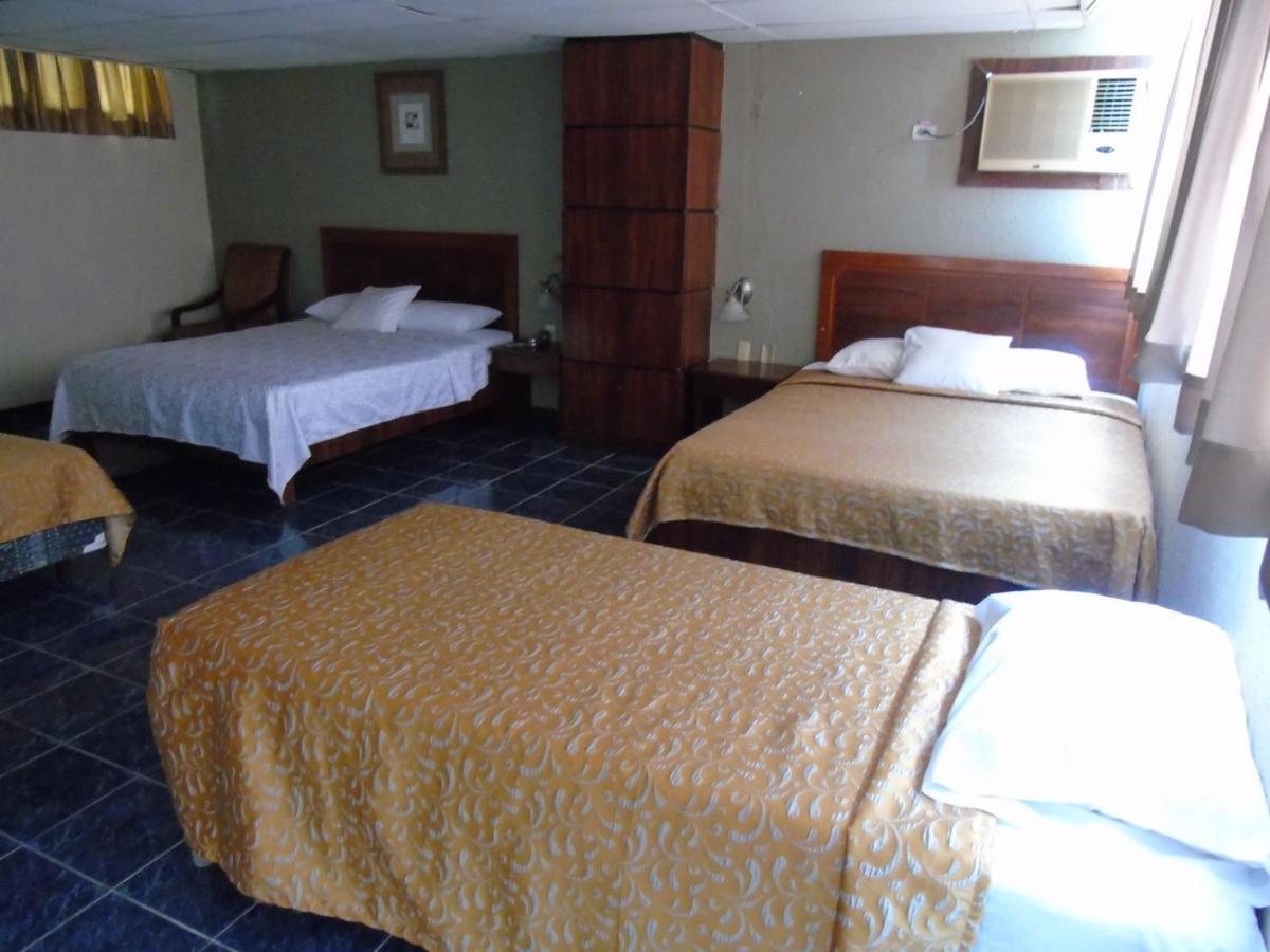 Hotel Malecon Inn Guayaquil Bagian luar foto