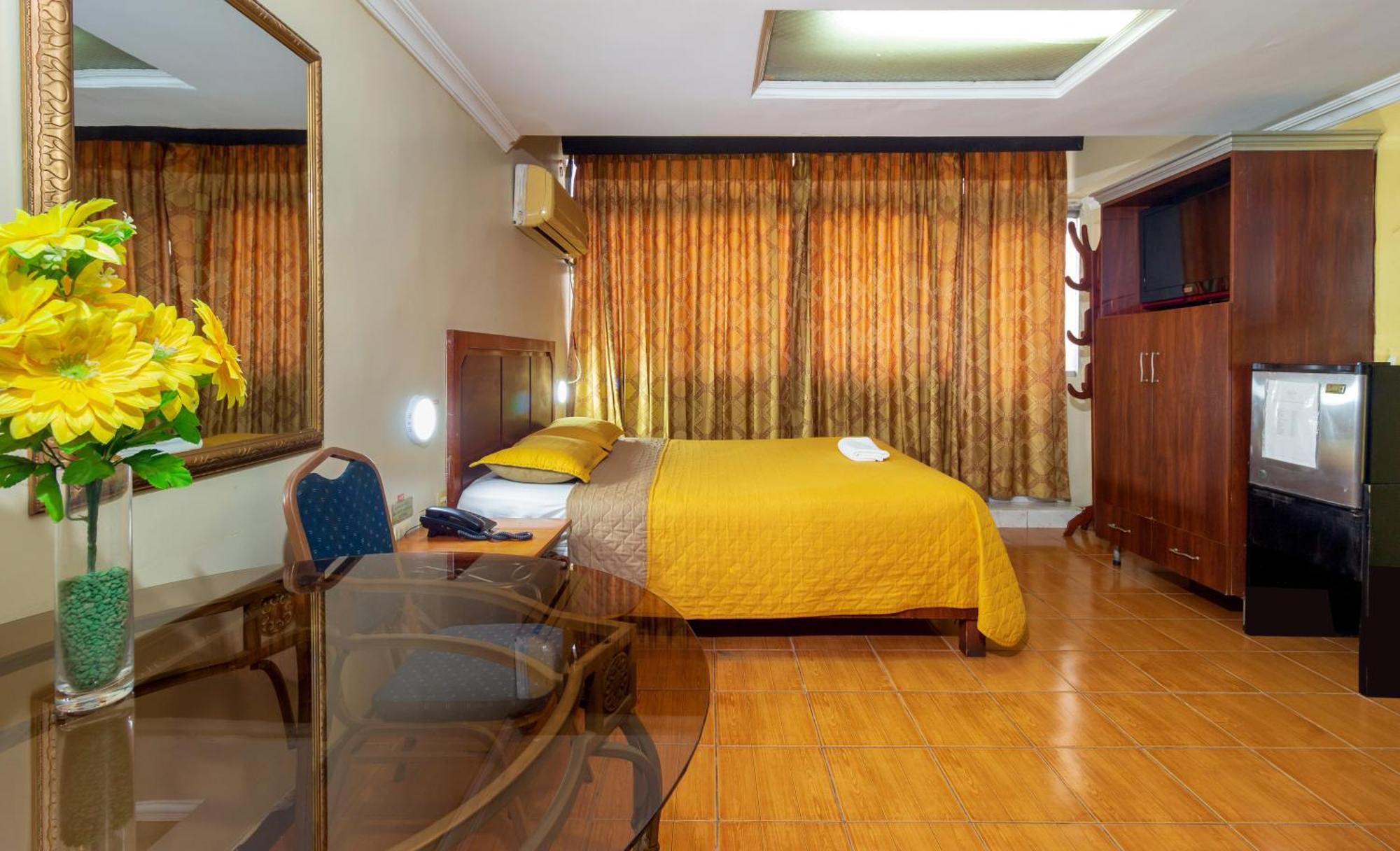 Hotel Malecon Inn Guayaquil Bagian luar foto