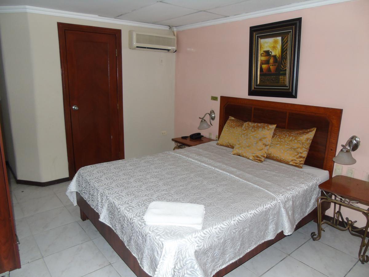 Hotel Malecon Inn Guayaquil Bagian luar foto