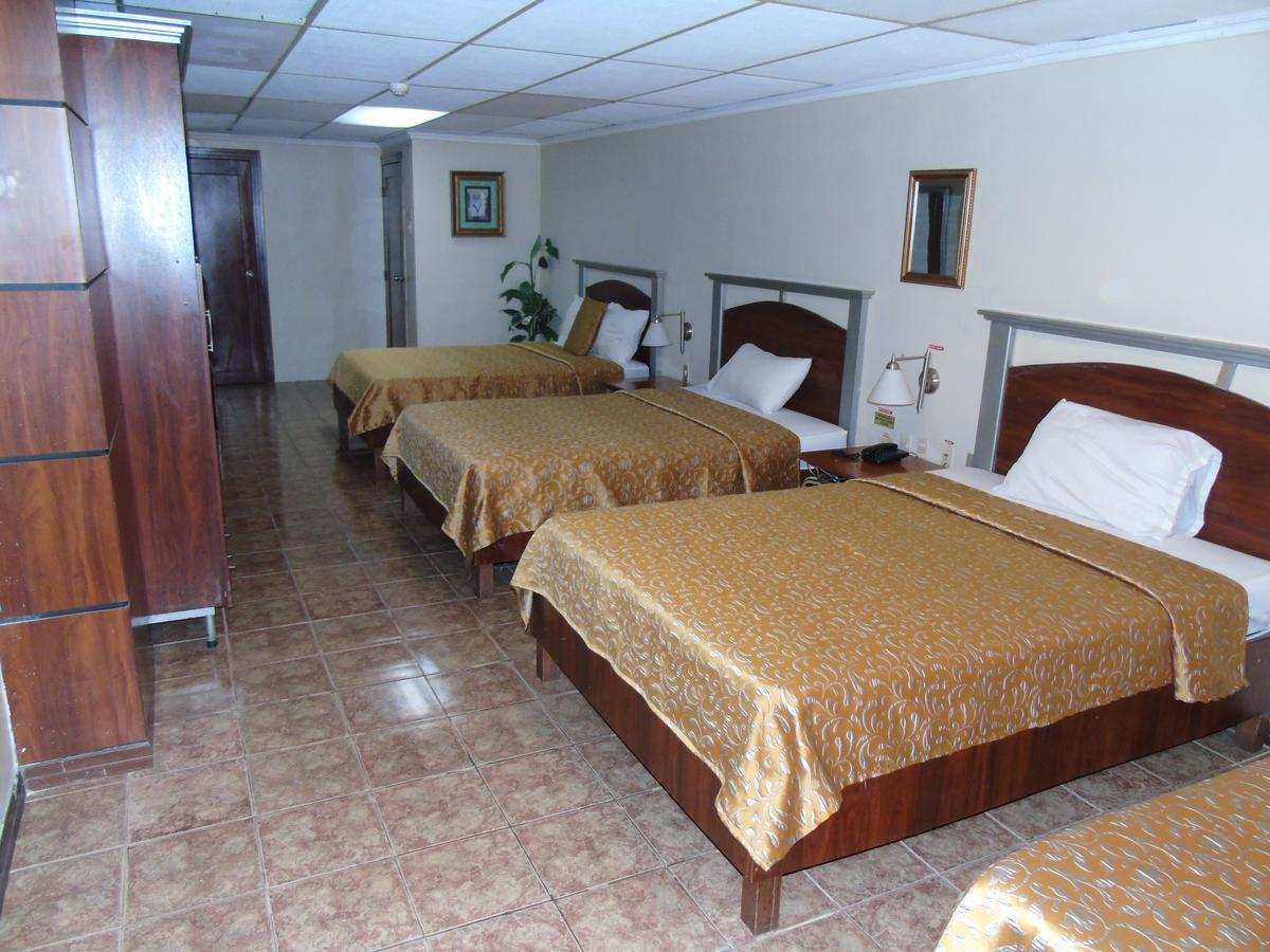 Hotel Malecon Inn Guayaquil Bagian luar foto